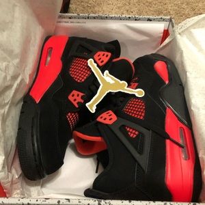 DS AIR JORDAN “RED THUNDER” 4s